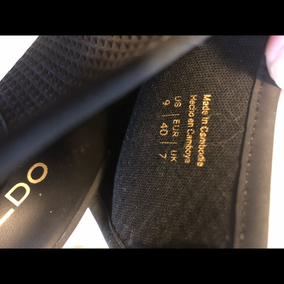 Aldo size 9 black open toe boot with chunky heel - Picture 6 of 8